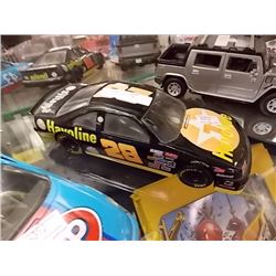 RACE CAR DIE CAST #28