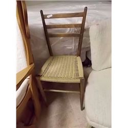 BEDROOM SIDE CHAIR