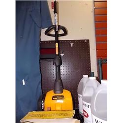 GAS POULAN PRO WEED WACKER MOTOR