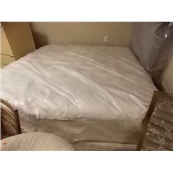 KING MATTRESS - PILLOW TOP - ORGANIC LATEX - FLOOR MODEL