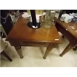 NEW MAHOGANY END TABLE