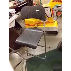 FOLDING BAR HEIGHT CHAIRS - 4 TTL