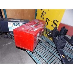 CRAFTSMAN RED TOOL BOX