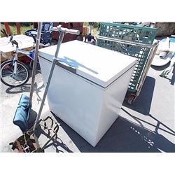 DANBY FREEZER CHEST - AS-IS