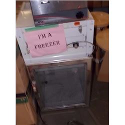 COMMRCIAL COUNTER TOP  FREEZER - WORKING