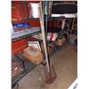 Image 1 : LONG HANDLE GARDEN EDGER, SHOVEL