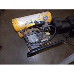 COMPRESSOR - 2HP - 4 GALLON - DUAL TANK