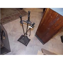 FIRE PLACE COMPANION SET