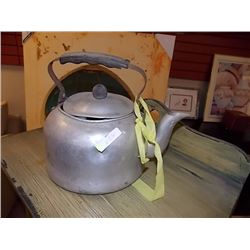 VINTAGE ALUMINUM KETTLE