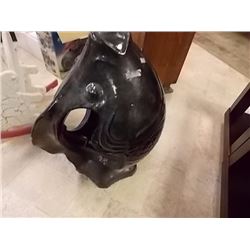 LARGE PORCELEIN FOUNTAIN - FISH