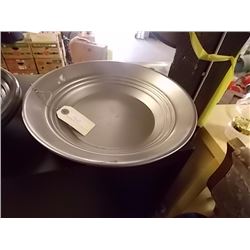 NEW GOLD PAN - ESTWING - METAL -