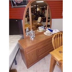 DRESSER - 1/2 MOON MIRROR4 DRAWER - 2 DOOR
