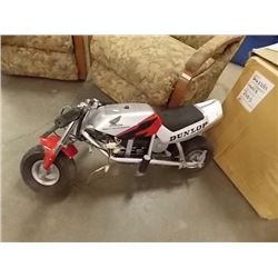 DUNLOP 18VOLT ELECTRIC POCKET BIKE - NO CHARGER