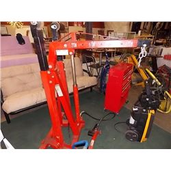 ENGINE HOIST