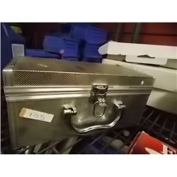 ALUMINUM CASE