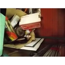 BOX HARDWARE & SPRAY PAINT