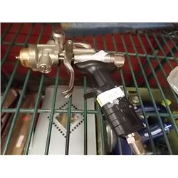 PAINT SPRAYER NOZZLE - BLACK HANDLE