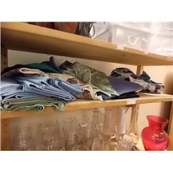 SHELF - TABLE CLOTHES & OTHER