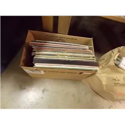 LOT OF RETRO RECORDS