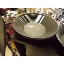 NEW GOLD PAN - ESTWING - BLACK PLASTIC - LARGE