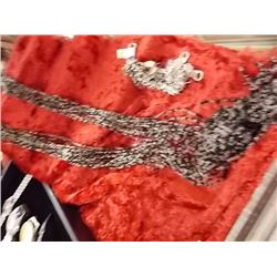 NECKLACE - GLASS BEADS