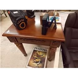 NEW MAHOGANY END TABLE