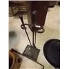 Image 1 : FIRE PLACE COMPANION SET