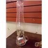 Image 1 : VINTAGE OIL LAMP WITH FINGER HOLD