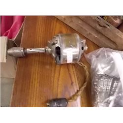VINTAGE HAND DRILL