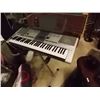 Image 1 : YAMAHA KEYBOARD WITH STAND - WORKING