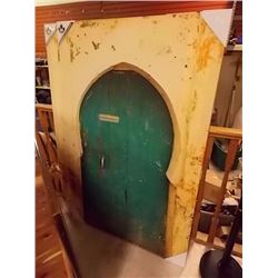 FRAMED OIL ON CANVASS PICTURE - DOOR SCENE - 39 X 59" H