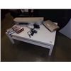 Image 1 : LARGE WHITE COFFEE TABLE