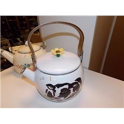 TEA KETTLE - COW