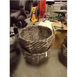 WICKER PLANTERS - 2