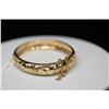 Image 10 : 14K Gold Bangle Bracelet 10.5mm, Leaf Scroll & Floral Motifs, Hinged, 20.7 g