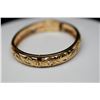 Image 8 : 14K Gold Bangle Bracelet 10mm, Leaf Scroll & Floral Motifs, Hinged, 22.2 g