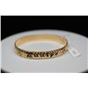 Image 3 : 14K Gold & Black Enamel Hawaiian Bangle Bracelet 9.5mm, Embossed Floral Motifs, "Kuuipo" in Black En