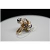 Image 8 : Ming's 20-Pearl Cluster Ring - 7 Black Cultured Pearls, 13 Cultured Pearls, 14K Yellow Gold, 12.6 g