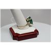 Image 8 : 9 ct Emerald Ring - Oval Faceted Emerald, 14K White Gold, 7.5 g