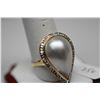 Image 2 : Pearl & Diamond Ring - 23x15mm Mabe Pearl, 13 Diamonds .13 ct, 14K, 5.5 g