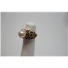 Image 2 : Single Pearl Ring w/Amethyst Cluster Setting - 7mm Cultured Pearl
