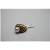 Image 4 : Single Pearl Ring w/Amethyst Cluster Setting - 7mm Cultured Pearl