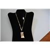 Image 1 : 14K Curved Rectangular Pendant w/Amethyst Stones, Link Chain w/Rectangular Bars