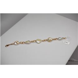 14K Link Bracelet - 7 1/2" Length, 5 South Seas Cultured Pearls, 14K Gold, 17.1 g