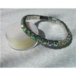RHINESTONE BRACELET - STRETCH TO PUT ON - STUNNING BRIGHT GREEN COLORS