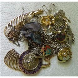 LOT OF ASSORTED METAL JEWELRY - SOME AS-IS