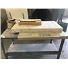 Image 1 : LOT OF MOLDING MATERIAL