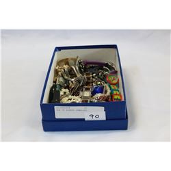 BOX OF ESTATE JEWELLRY
