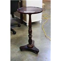 BOMBAY PLANTER STAND