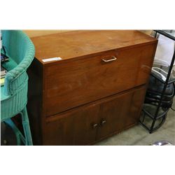 VINTAGE BAR UNIT